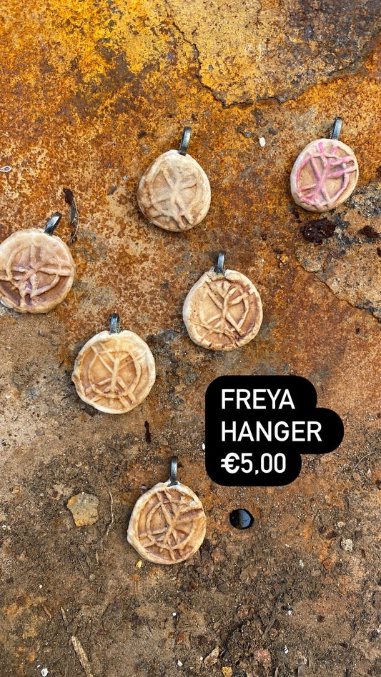 Freya Hanger